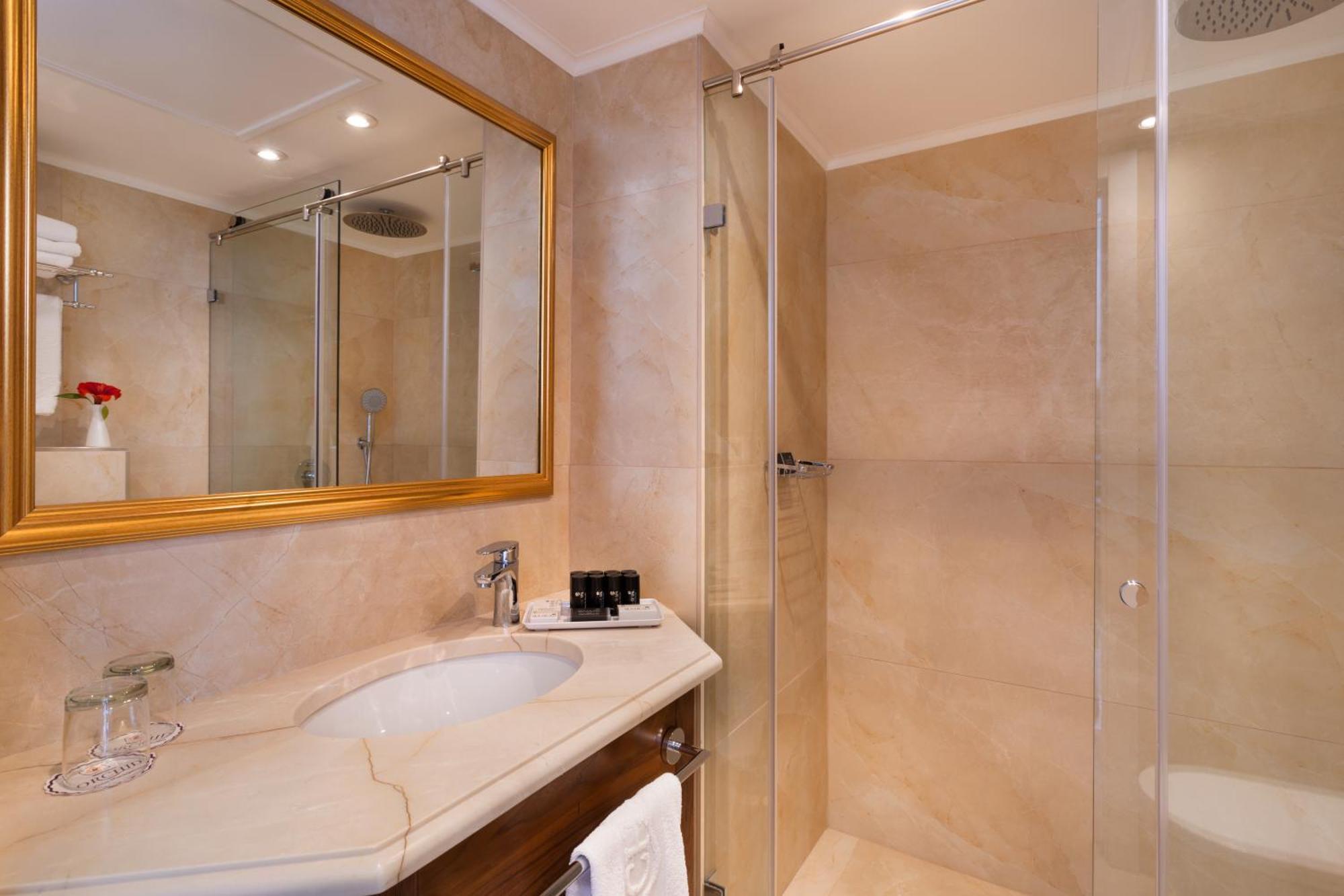 Orchid Tel Aviv Hotel Екстериор снимка